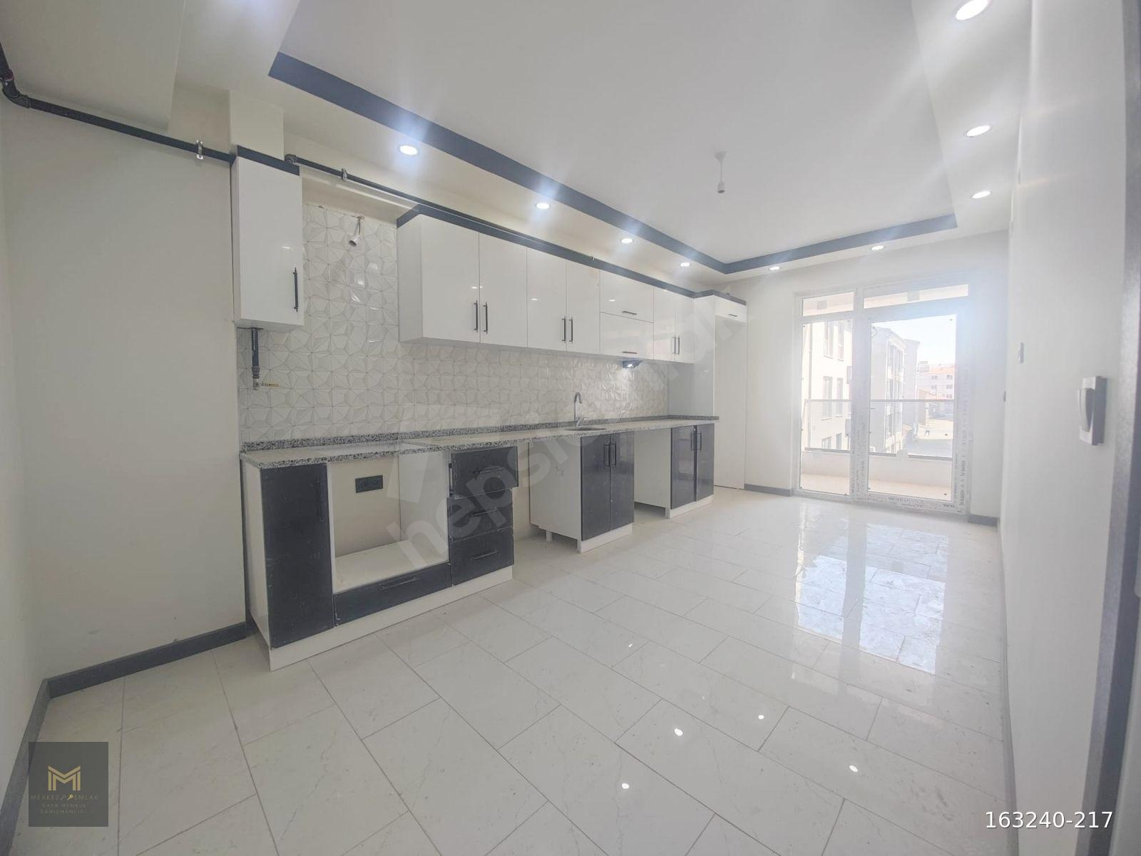 ARADIĞINIZ O DAİRE BULUNDU! EBEVEYN BANYOLU KUSURSUZ GENİŞ 3+1