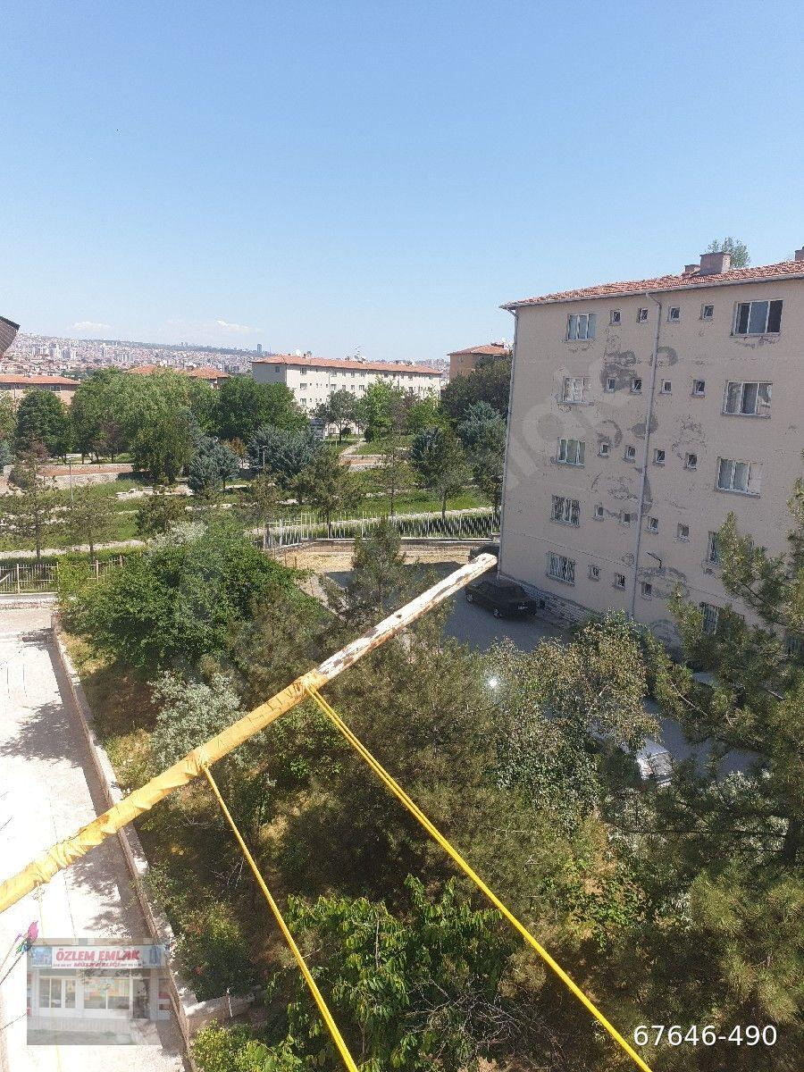 TELSİZLERDE 2+1 KOMBİLİ TEMİZ KOMPLE EŞYALARI OLAN TEMİZ DAİRE