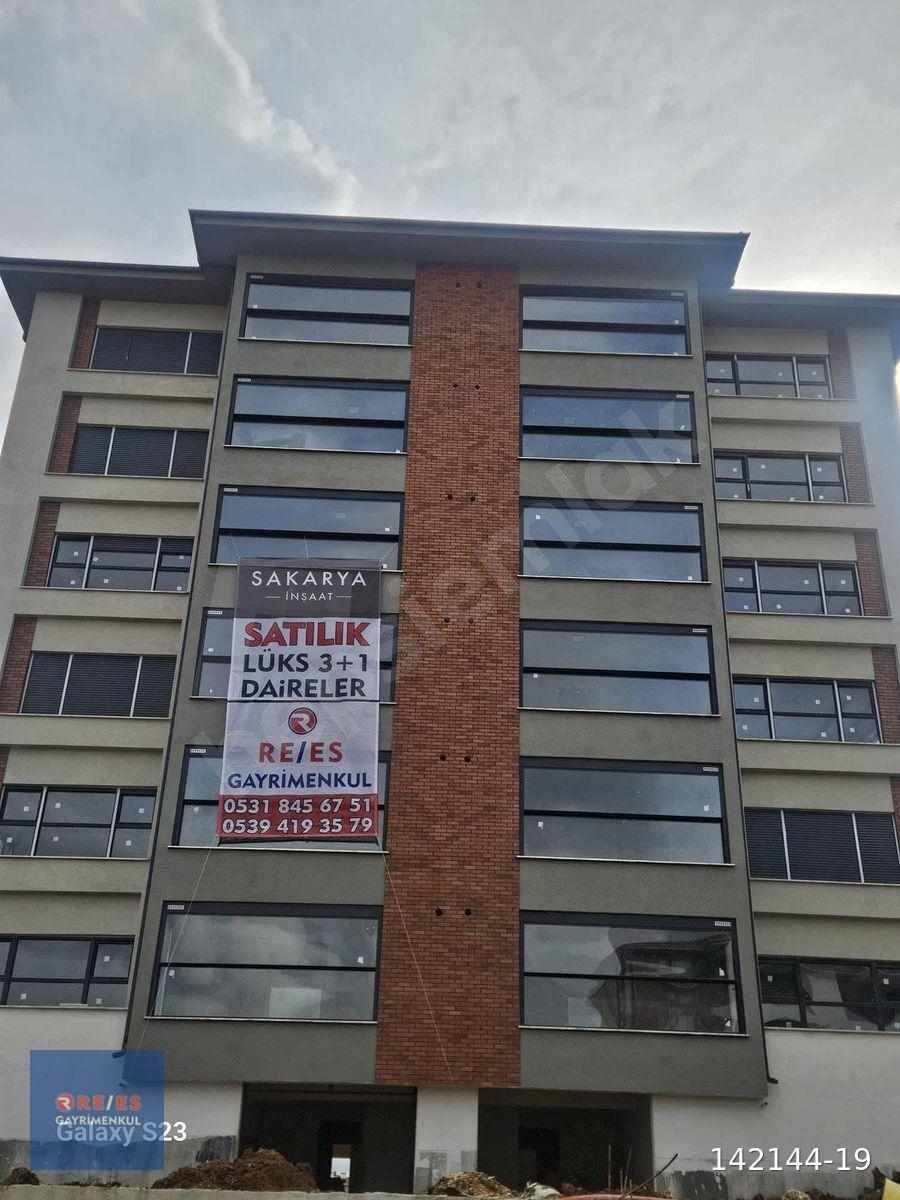 RE/ES'den IHLAMURKENT'de ŞEHİR KOLEJİ YANI 3+1
