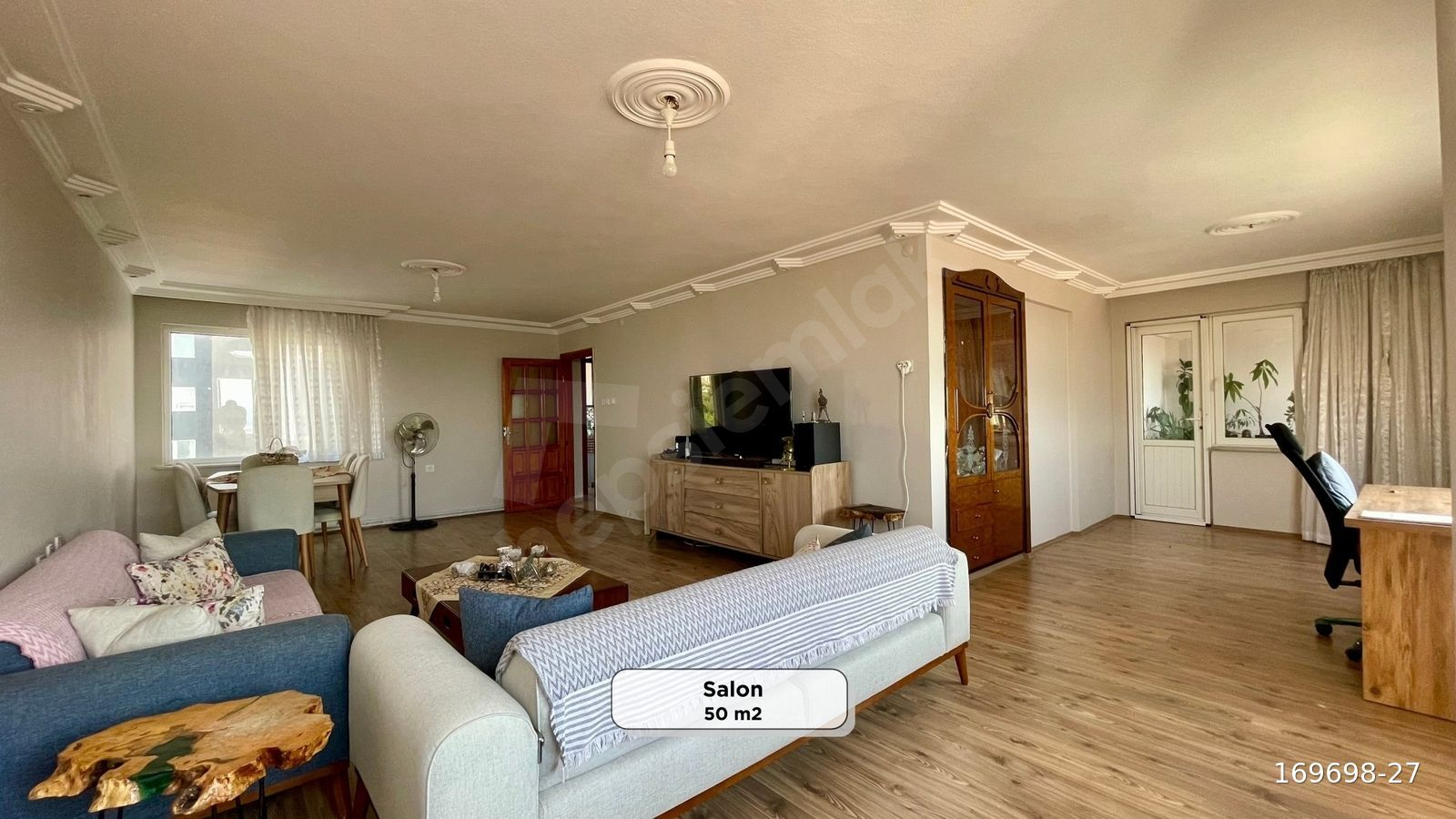 ÇEKİRGE'DE MERKEZİ KONUM MUHTEŞEM MANZARALI - 4+1 DAİRE - 190 M2