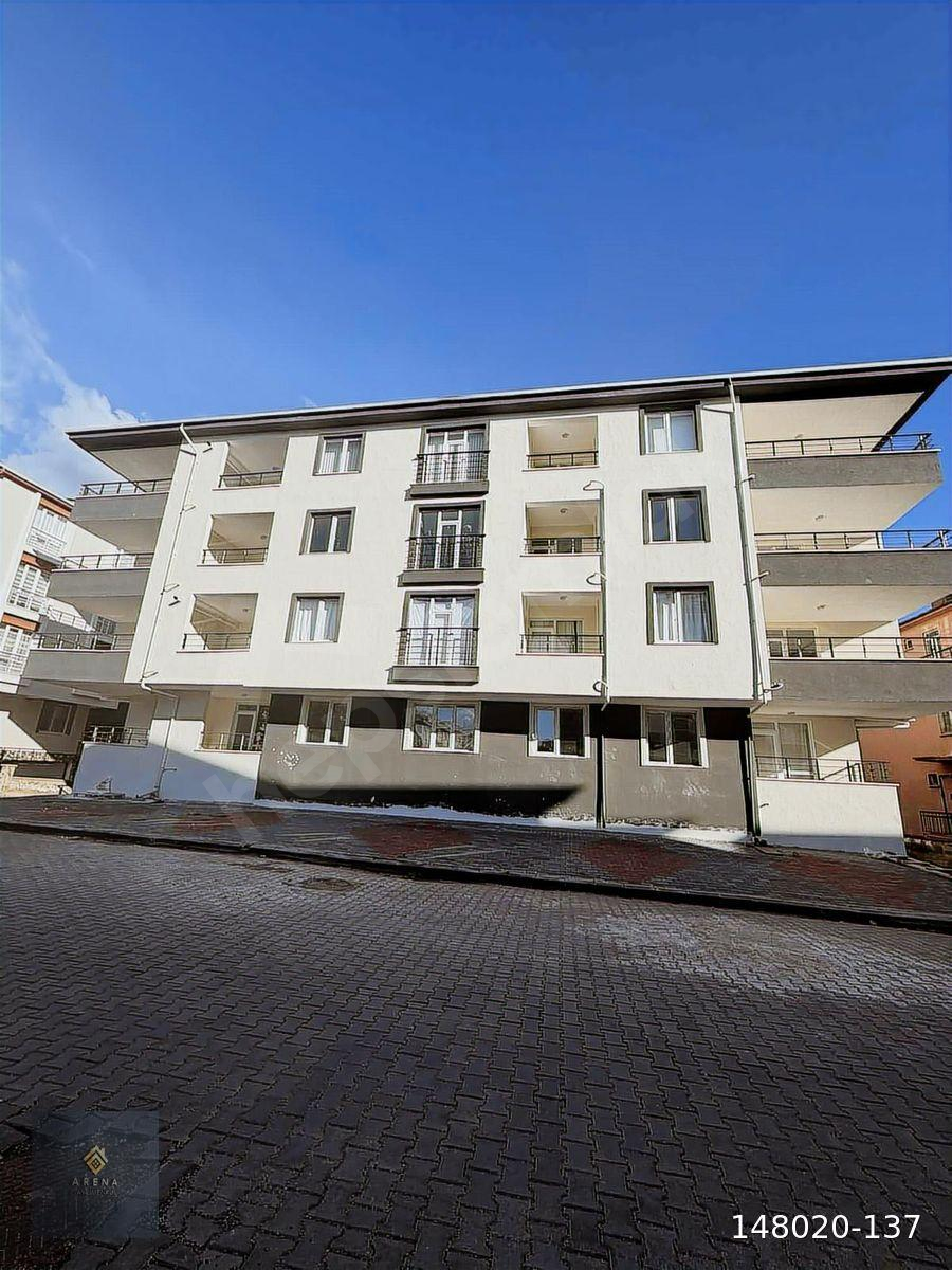 ARENADAN KAYABAŞINDA 3+1 DAİRE