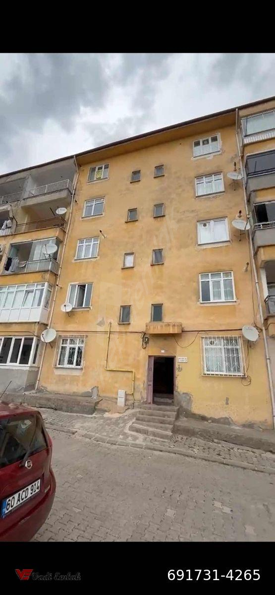 karşıyaka mahallesinde kiralık eşyalı 2+1 daire | vadi emlak