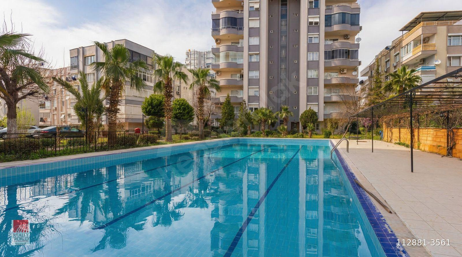 YEŞİLBAHÇEDE 4+1 300 m² SATILIK DENİZ VE DOĞA MANZARALI DUBLEKS