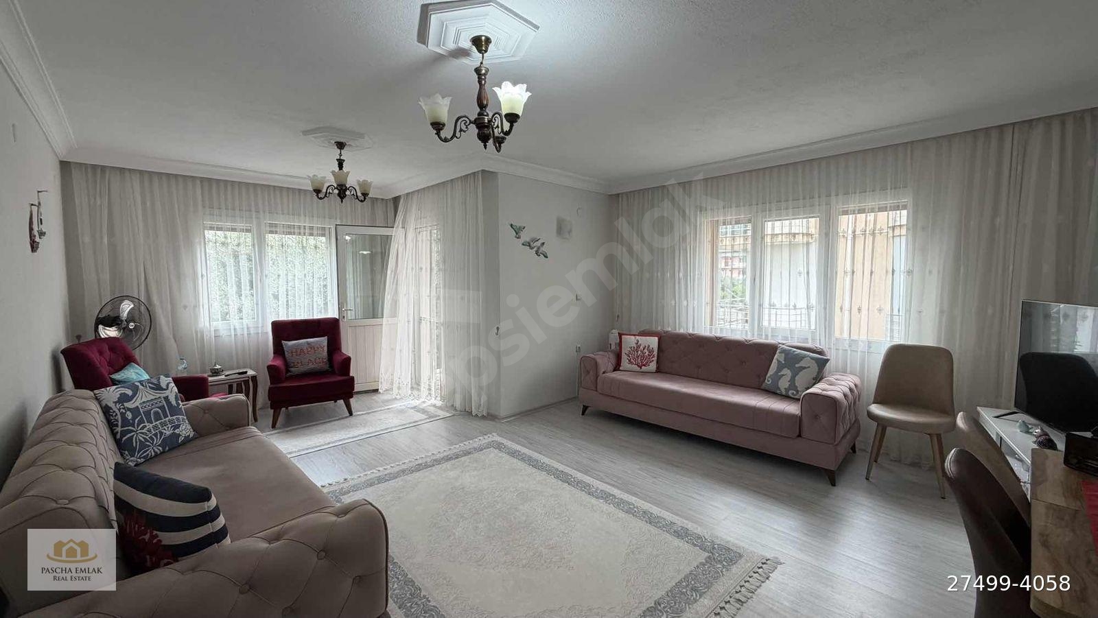 Pascha Emlak'tan Eşyalı Satılık 3+1 Daire