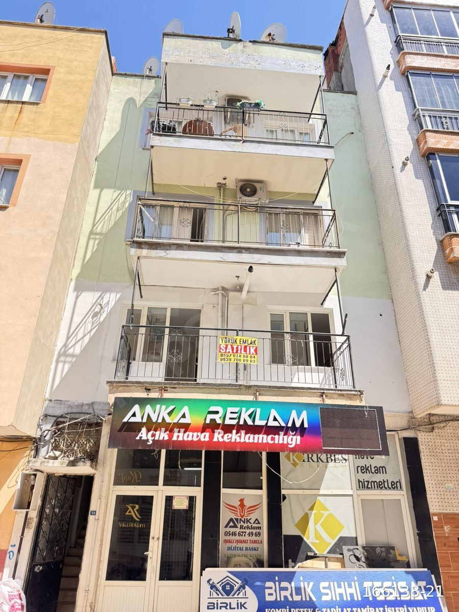 ACİL SATILIK TURGUTLU TURAN MAHALLESİ CADDE ÜZERİ 95 M2 2+1 DOĞALGAZLI TEK DAİRE ÜZERİ 2.KAT DAİRE