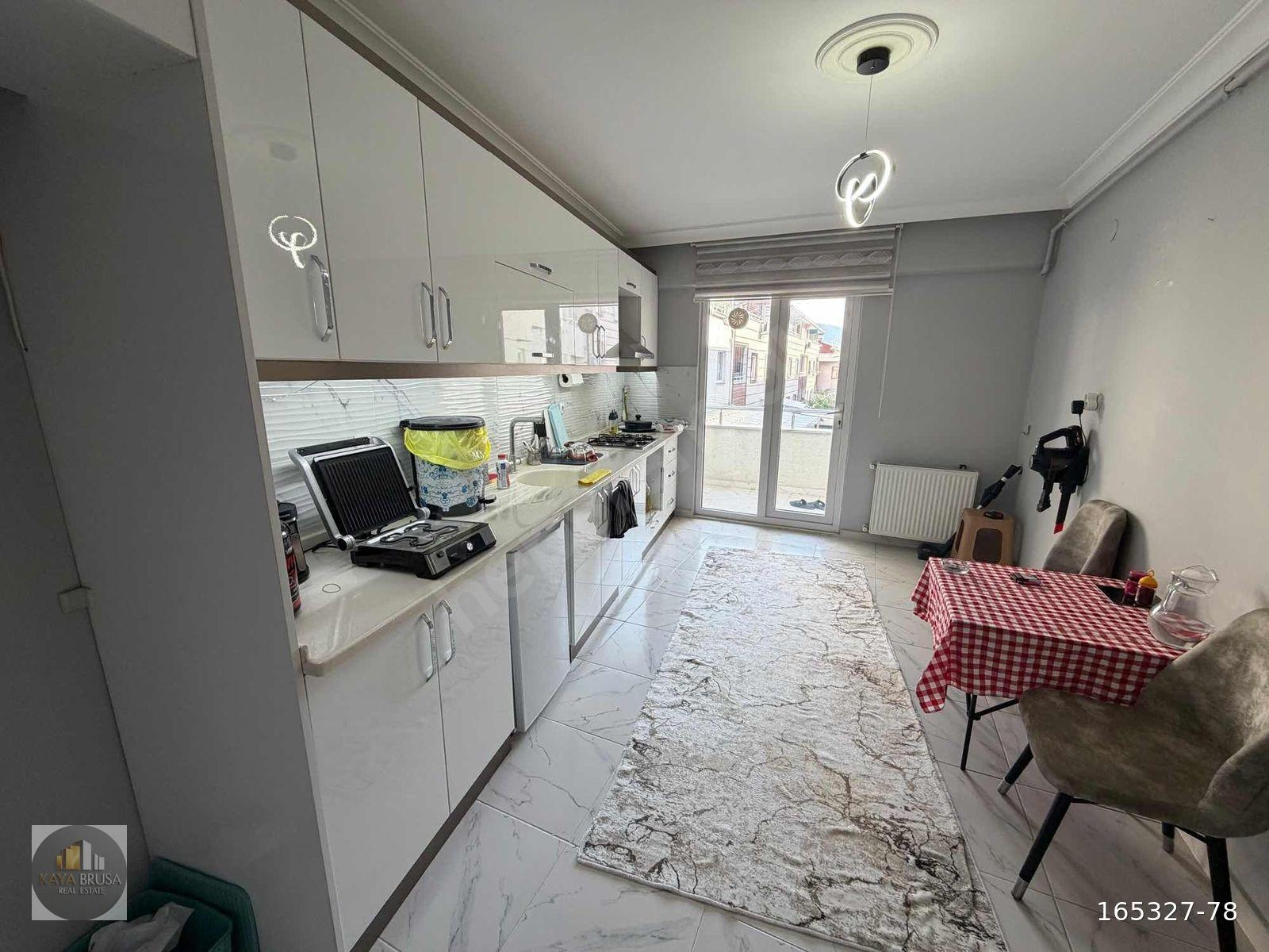 CADDE ÜSTÜ EVİM SİSTEMİNE UYGUN ASANSÖRLÜ ARAKAT FIRSAT DAİRE