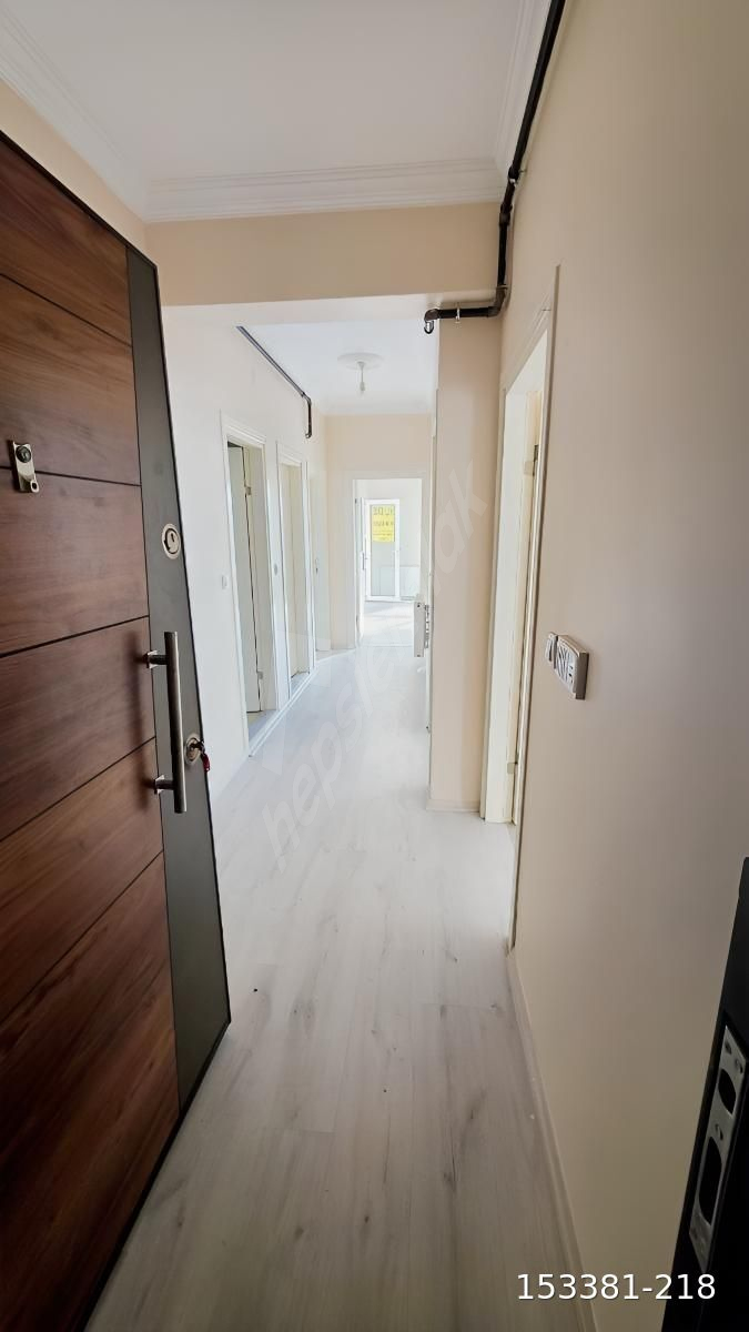 satilik 85 metre 2+1 yola cephe daire