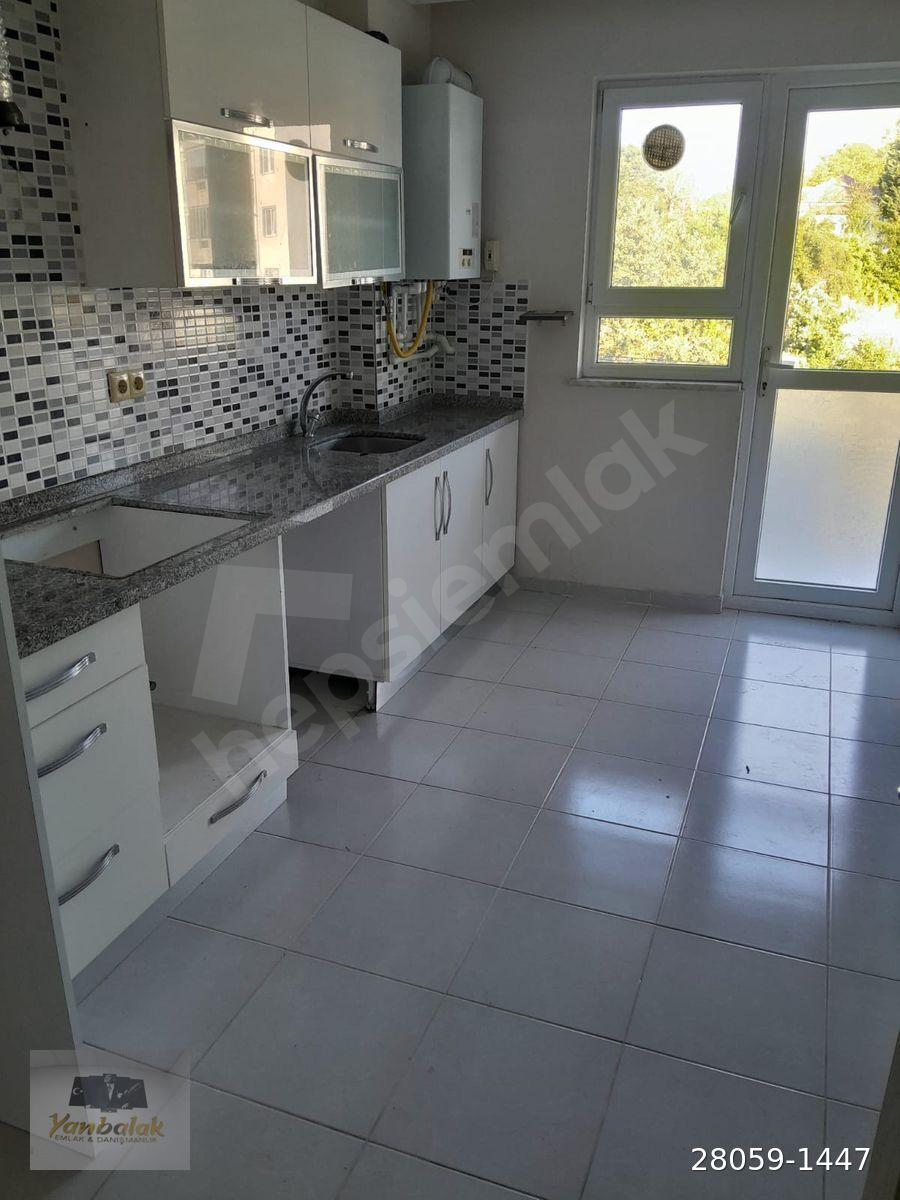 BARTIN TUNA MH KÜLTÜR MD YANİ SİTE İÇİ ACİL SATILIK 2+1 DAİRE