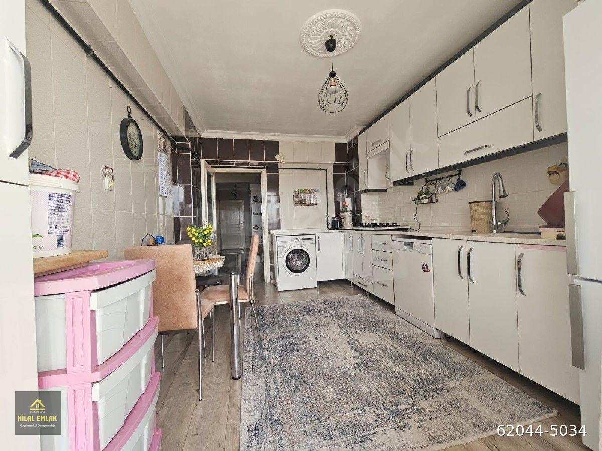 HİLAL EMLAK'TAN BEŞİKKAYADA 3+1 ARA KAT ALTINKÖY PARKI YAKINI SATILIK DAİRE