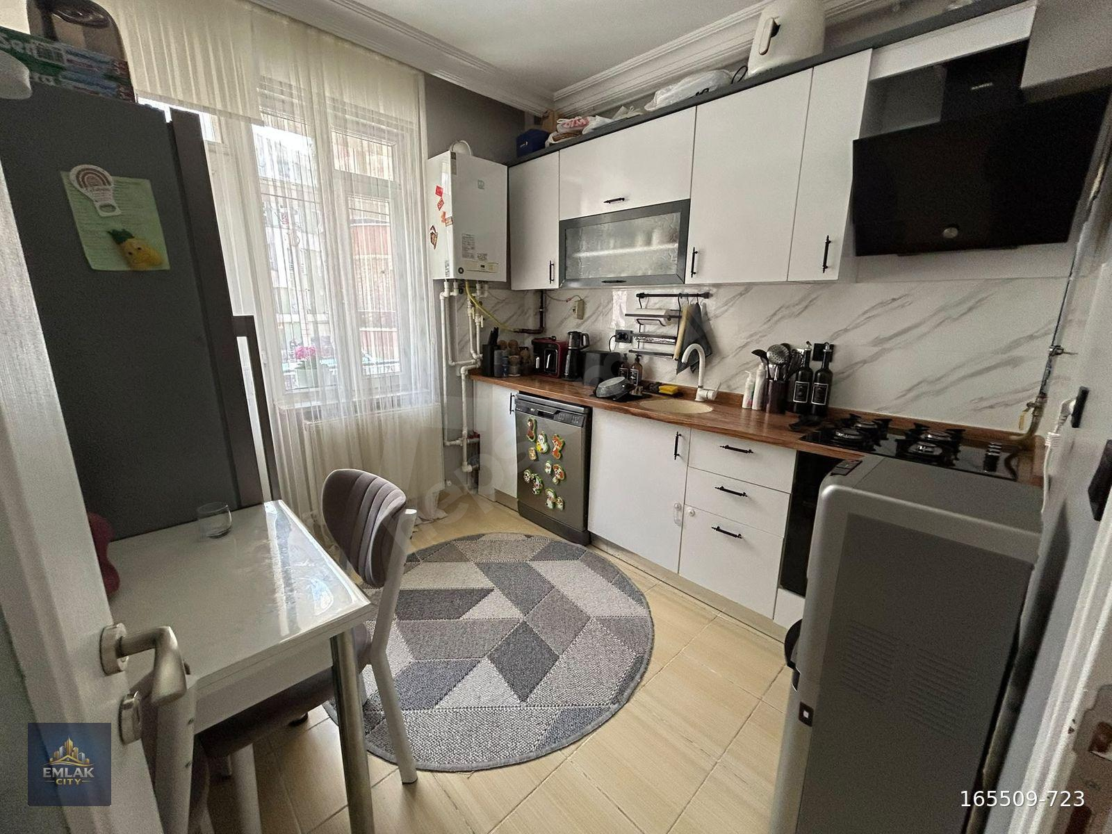 EMLAKCİTY'DEN ZAFER MH GAFFAR OKKAN CAD DİBİ SATILIK 2+1 DAİRE