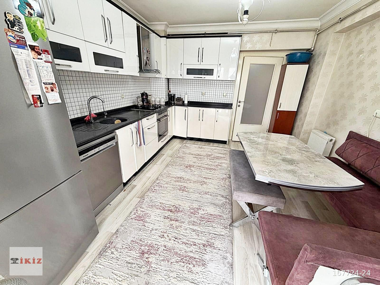 *METROYA BİR ADIM! ASANSÖRLÜ YENİ BİNADA 4 + 1 MASRAFSIZ DAİRE!*