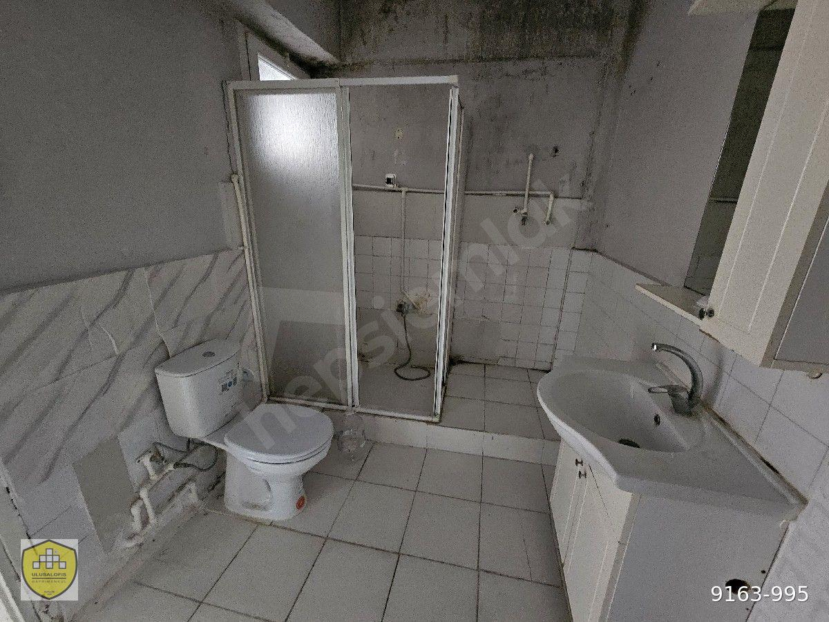 BALÇOVA AGORA AVM YAKINI BALKONLU KLASİK ARA KAT 2+1 DAİRE