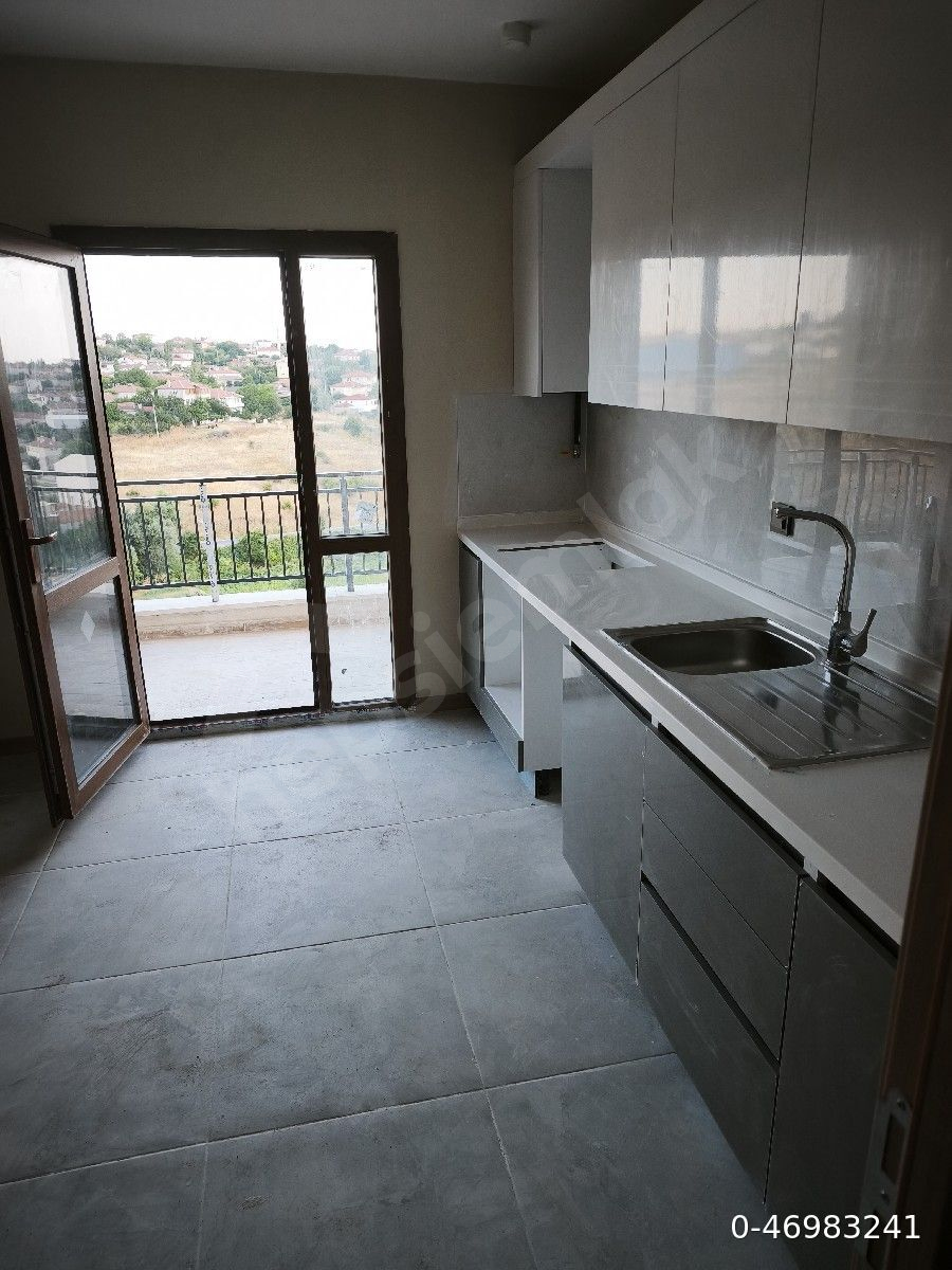 Üsküp TOKİ'de sahibinden 3+1 kiralık daire