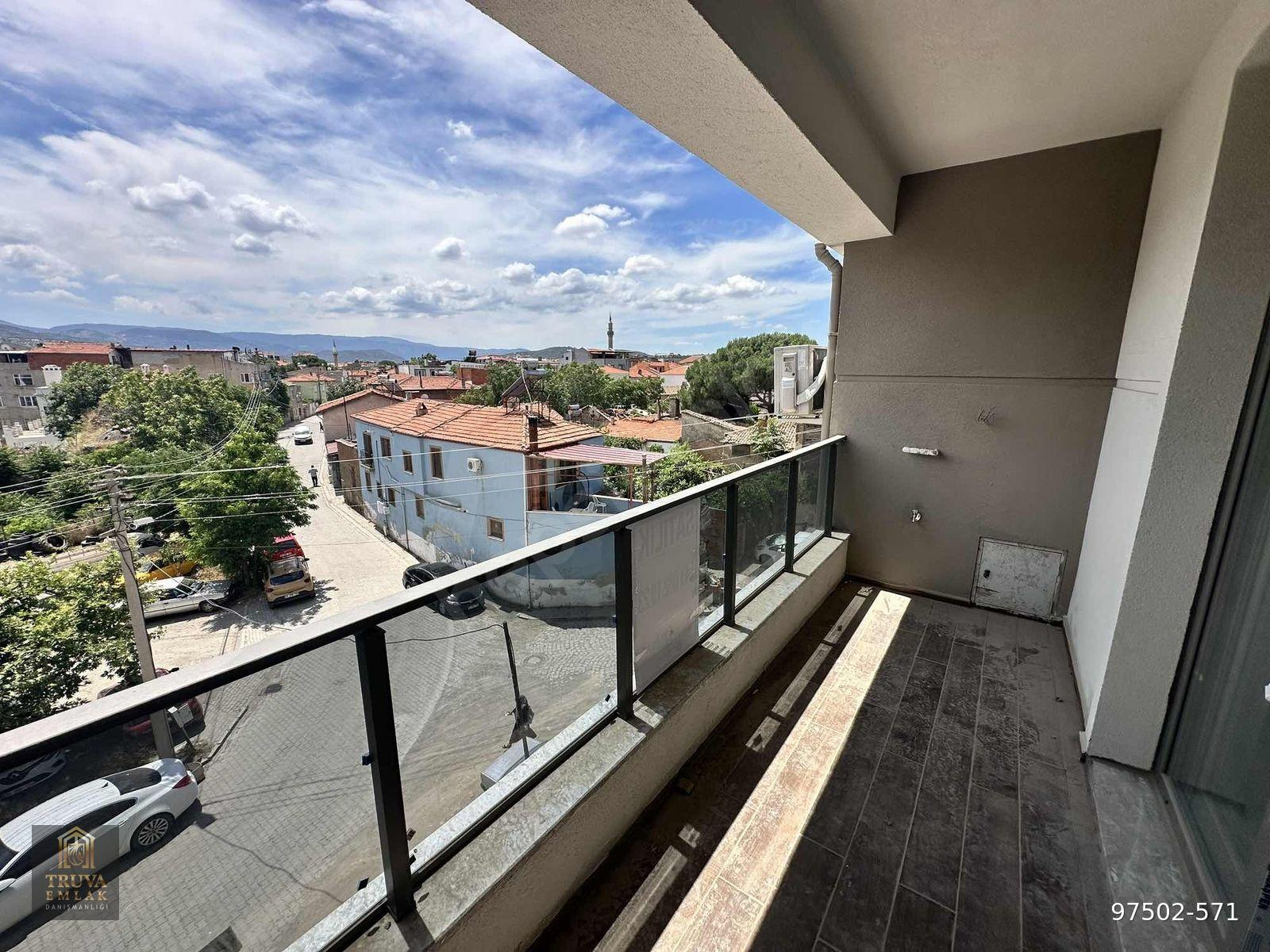 TRUVA'DAN BURHANİYE MERKEZDE ASANSÖRLÜ SATILIK SIFIR 2+1 DAİRE