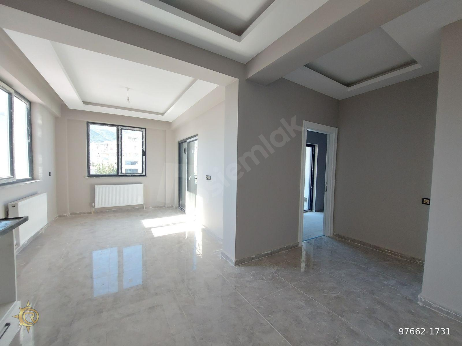 YENİ YAPI -HARİKA LOKASYON- ULTRA GENİŞ SATLIK 1+1DAİRE