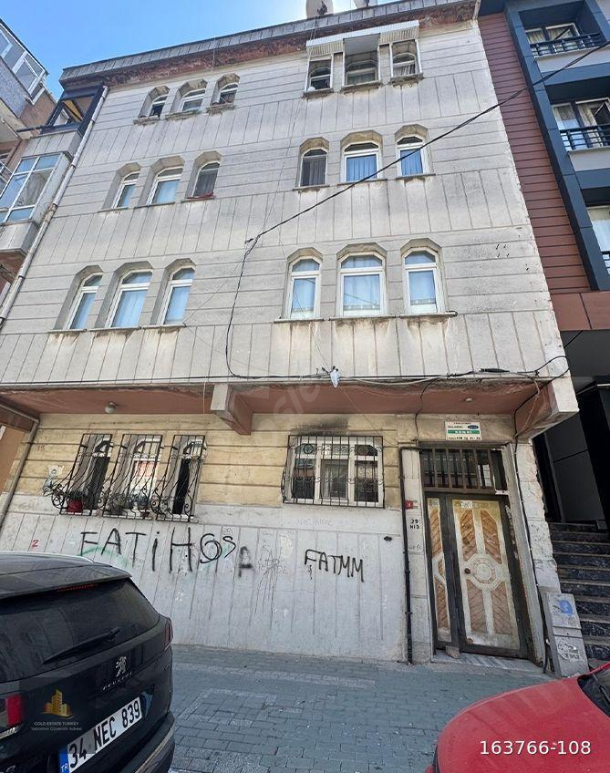 AVCILAR DENİZKÖŞKLER MAHALLESİNDE SATILIK 3+1 YÜKSEK GİRİŞ DAİRE