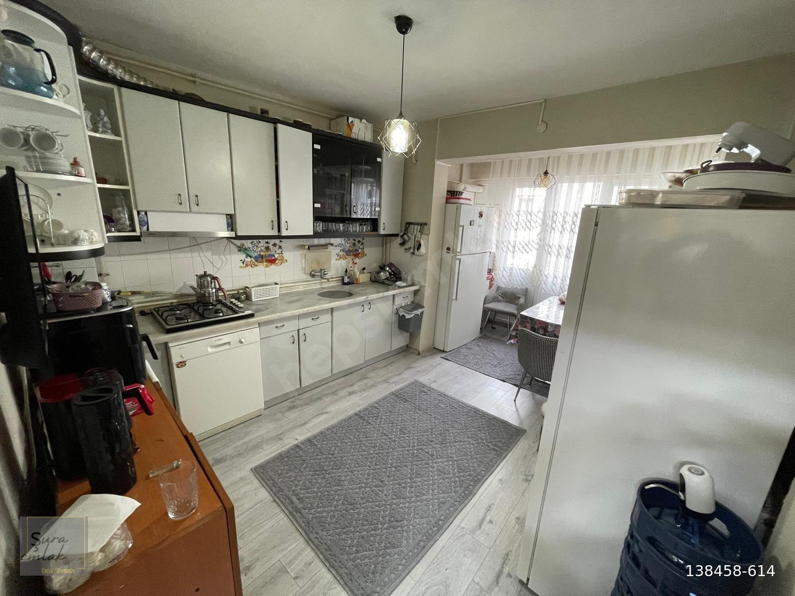 HUZUR MAHALLESİ YILDIRIM CADDES DİBİNDE SATILIK 2+1 ARAKAT DAİRE