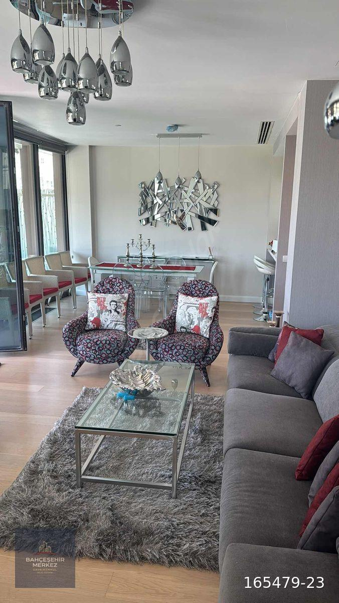 AKBATI YEŞİL KULEDE SATILIK TERASLI DAİRE
