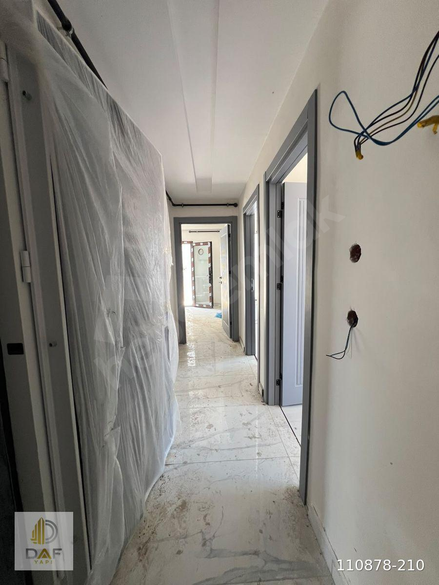 SİTE İÇİ KAPALI OTOPARKLI MODERN 2+1 KAPALI MUTFAK