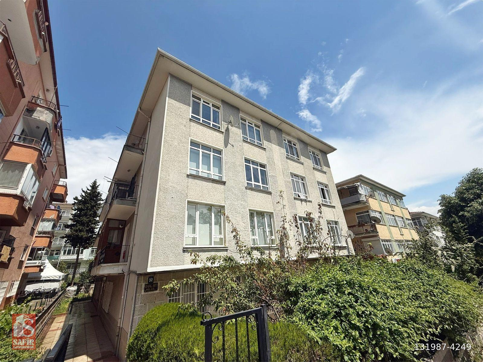 SAFİR'DEN ŞEHİR HAST. KARŞISI ULUDERE SOKAKTA ARA KAT 2+1 DAİRE!