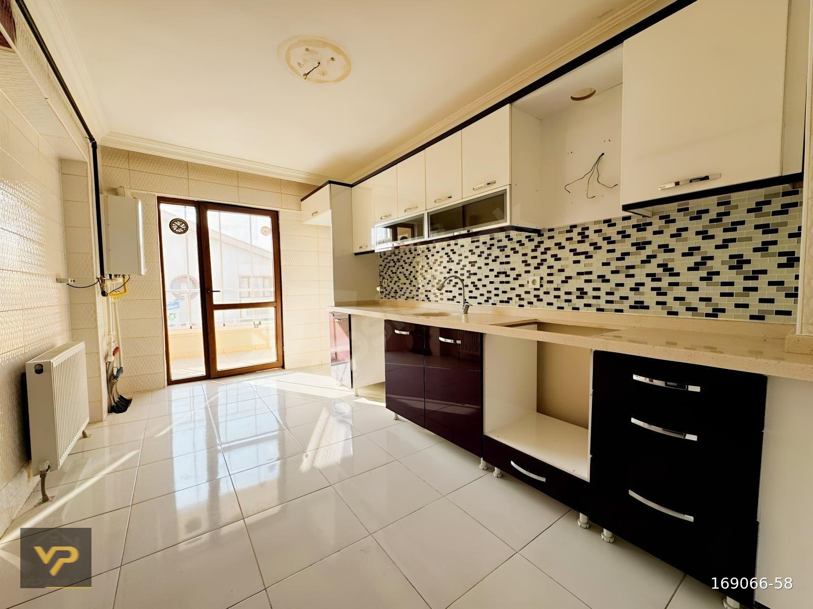 VİP'DEN MERKEZİ KONUM ÖNÜ AÇIK MANZARALI SATILIK 3+1 DAİRE