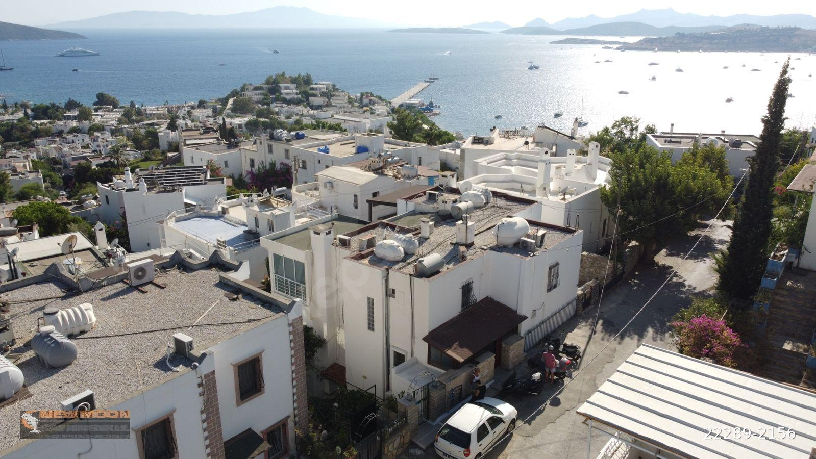 Bodrum Kumbahçede Deniz Manzaralı Dubleks Daire