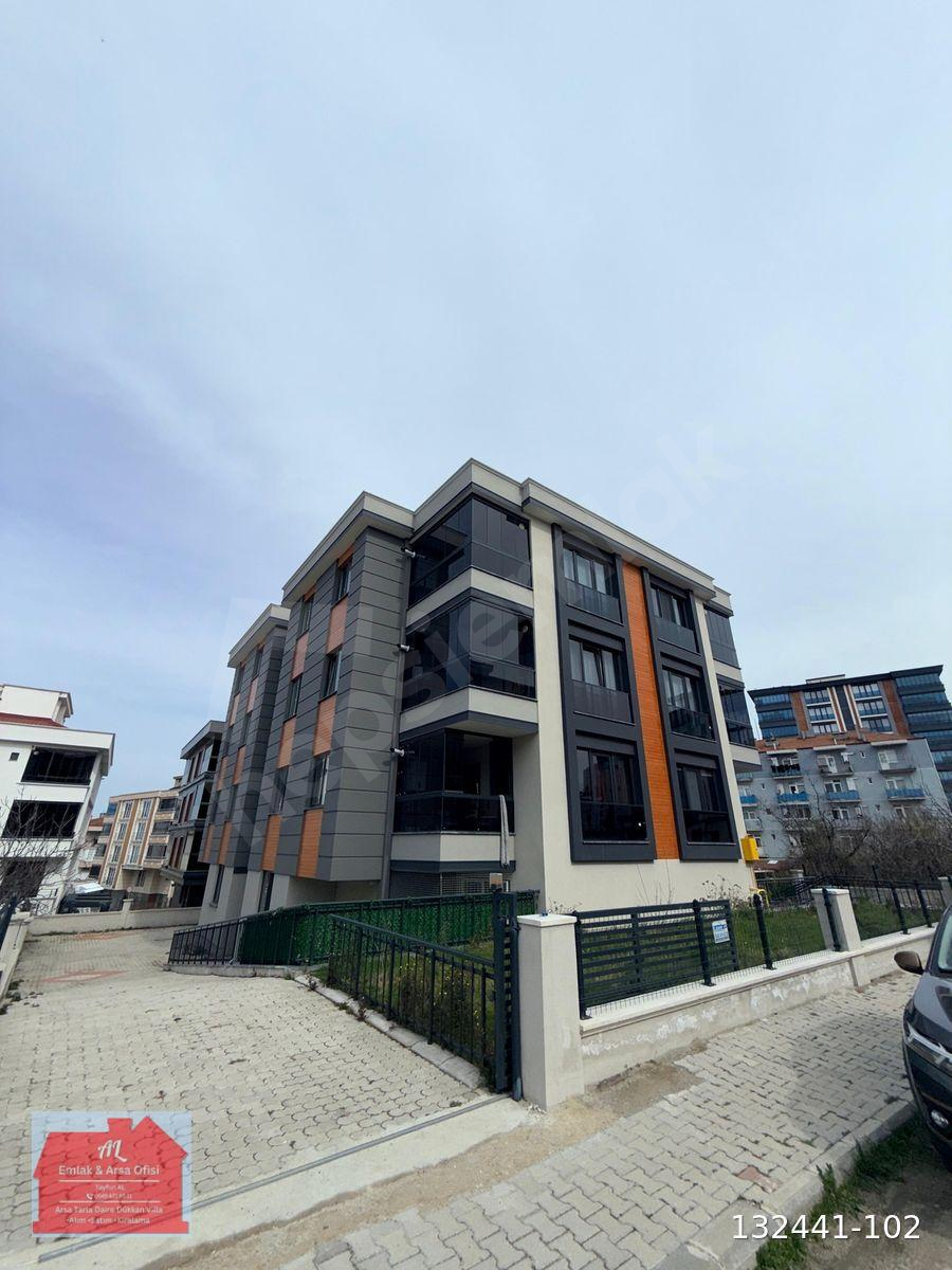 TÜRKİŞ'de ful yeni eşyalı yüksek giriş yeni bina, balkonlu 1+1