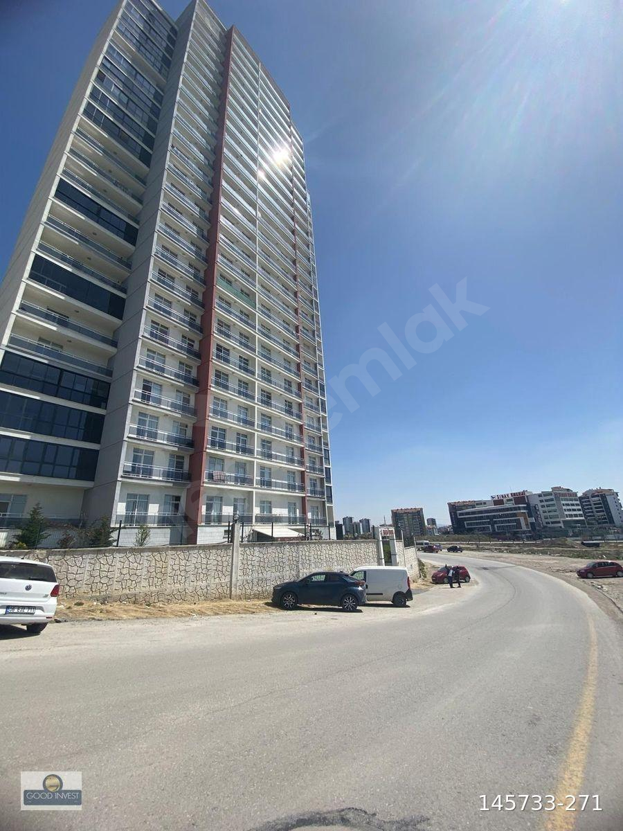 Çakırlar Mah. Bakan Tower Manzaralı Geniş Satılık 1+1 Daire