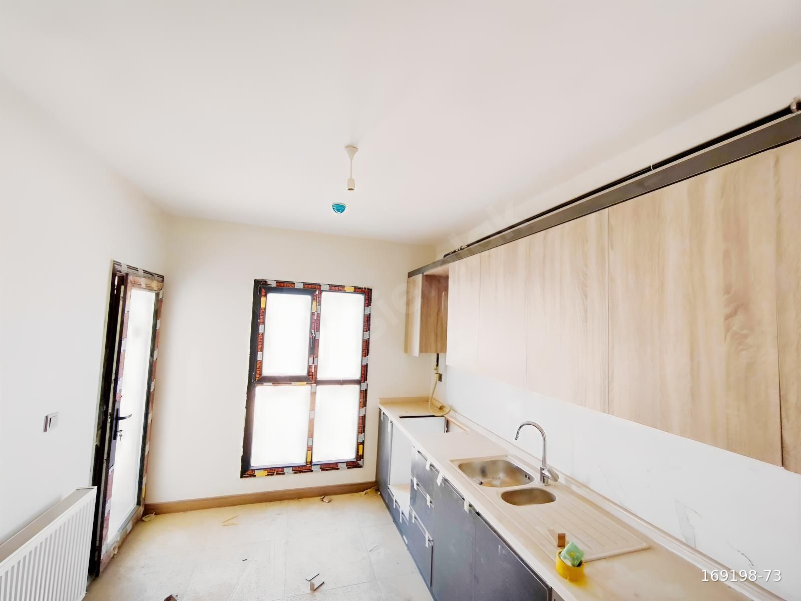 YISUF KARADAĞLIDAN KİLTEPE TOKİDE KİRALIK 3+1 DAİRE