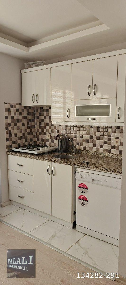 Adana Sarıçam Gültepe'de üniversiteye çok yakın, merkezi konumda 1+1 full eşyalı kiralık daire
