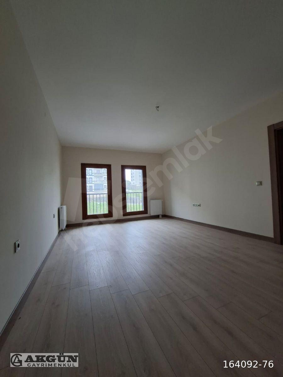 AKGÜNDEN Gop Tokide Satılık 3+1 Arakat