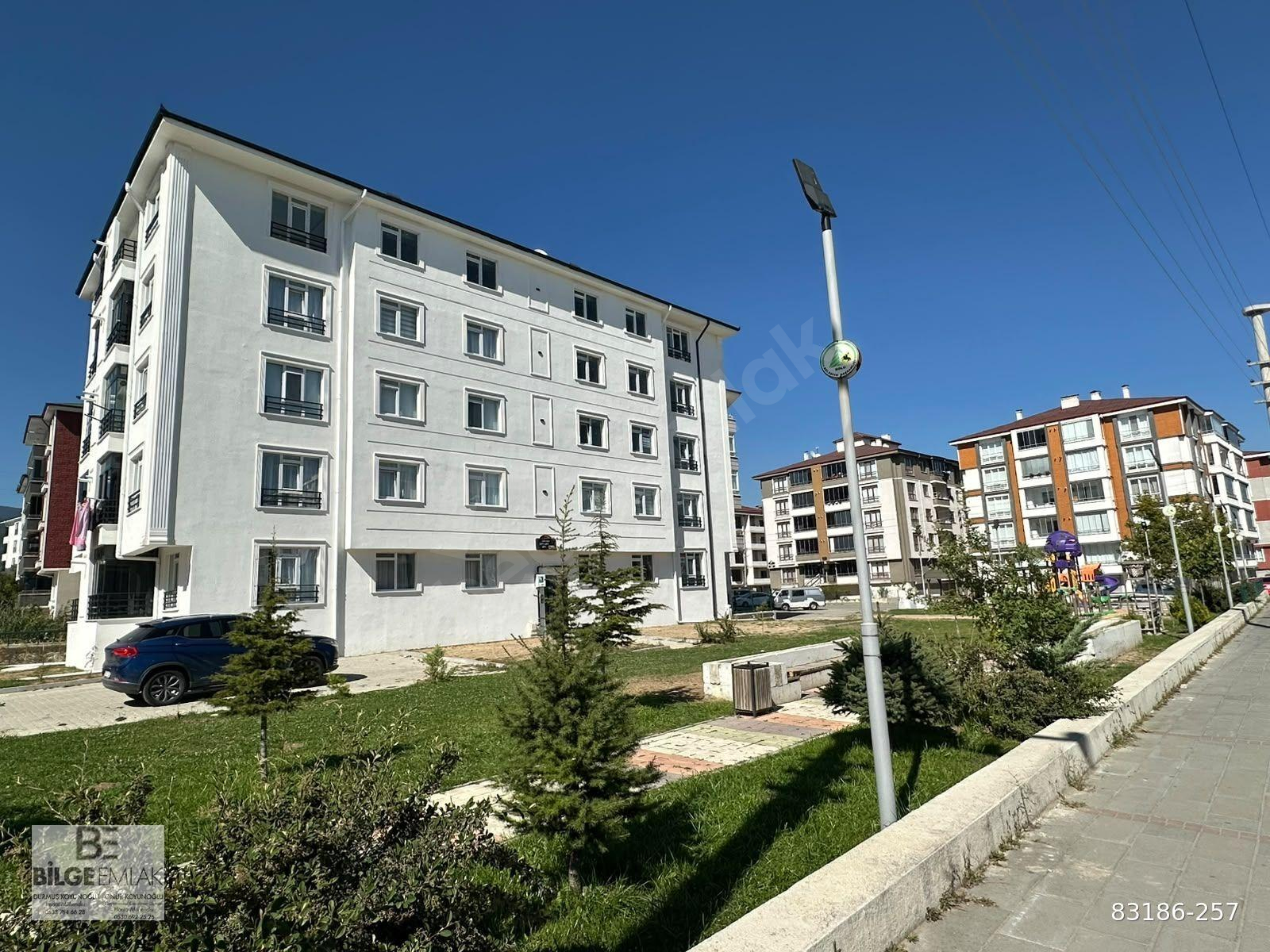 İZZET BAYSAL MAHALLESİ BULVAR ÜZERİ SATILIK 2+1