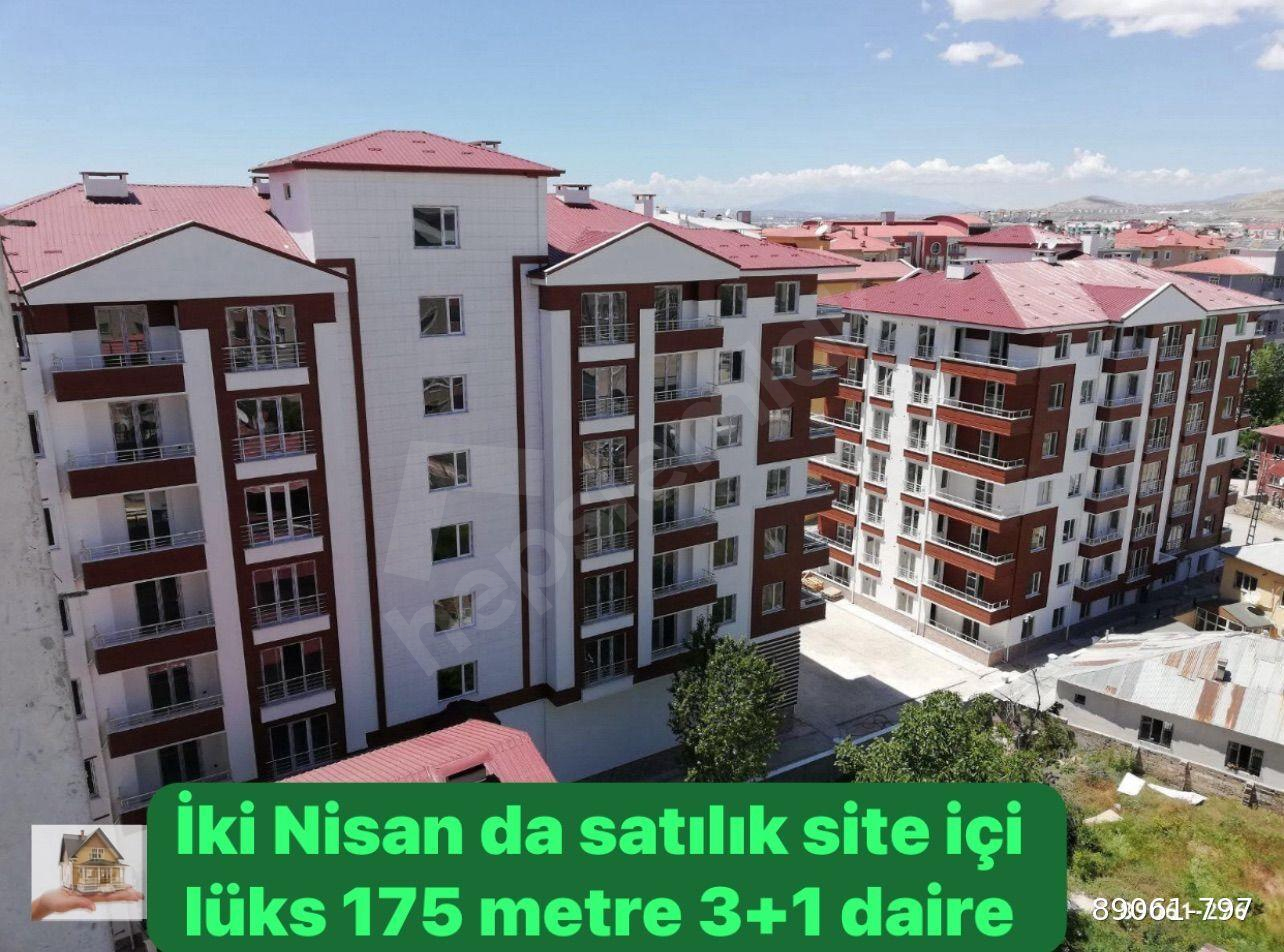 VAN İPEKYOL 2 NISAN’DA SATILIK SITE IÇI LÜKS 178 METRE 3 + 1 DAIRE