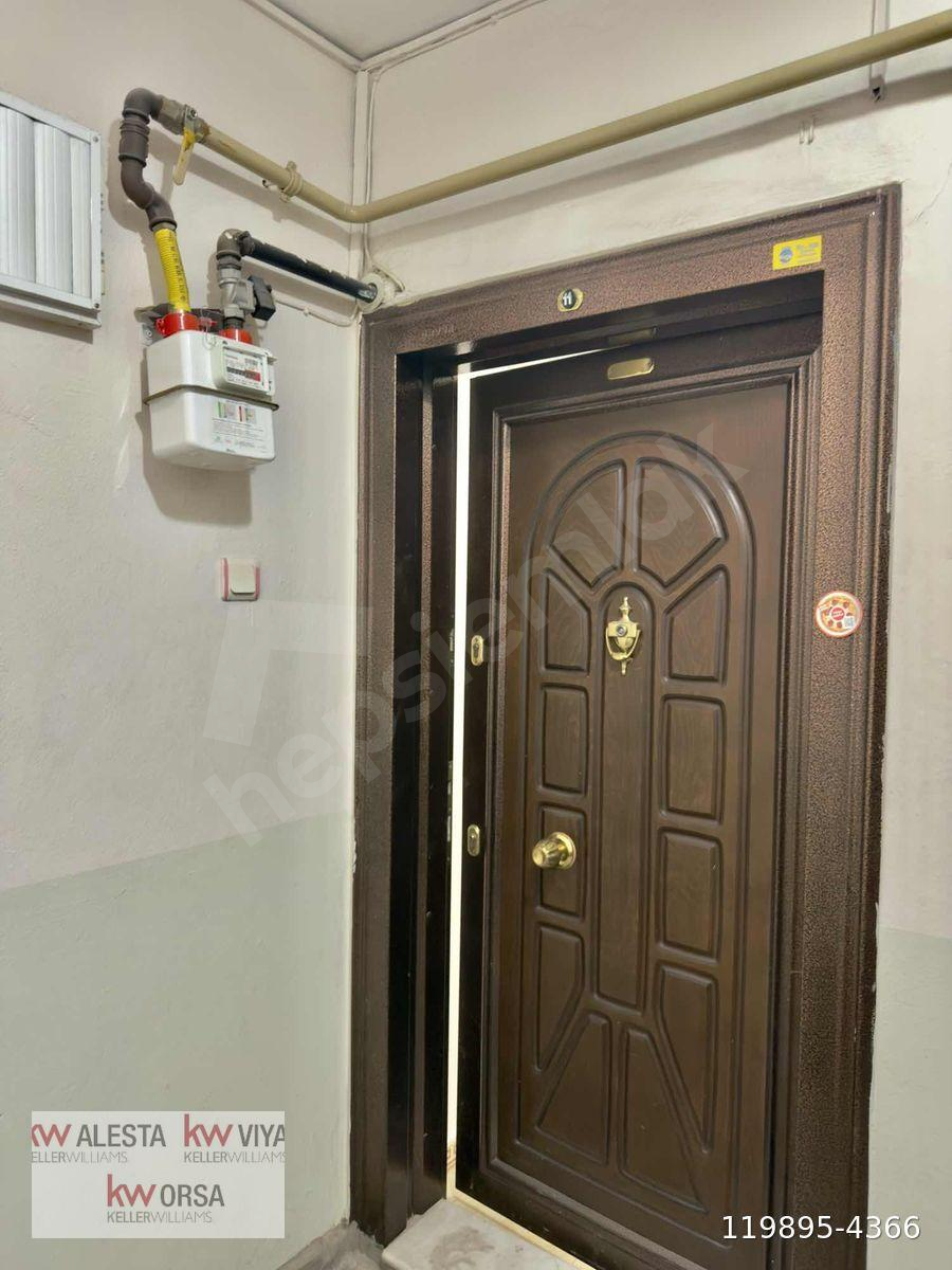 YAŞAR ÜNİVERSİTESİ KARŞISI ÖZKANLAR ÇARŞI İÇİNDE KİRALIK 3+1