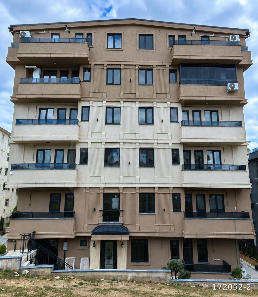 BARIŞ MAHALLESİNDE ''SIFIR'' ÇOK ŞIK 2+1 ARA KAT