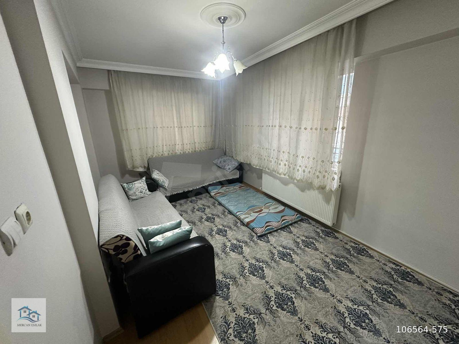 YENİ MAHALLEDE 2+1 ARAKAT EŞYALI KİRALIK DAİRE
