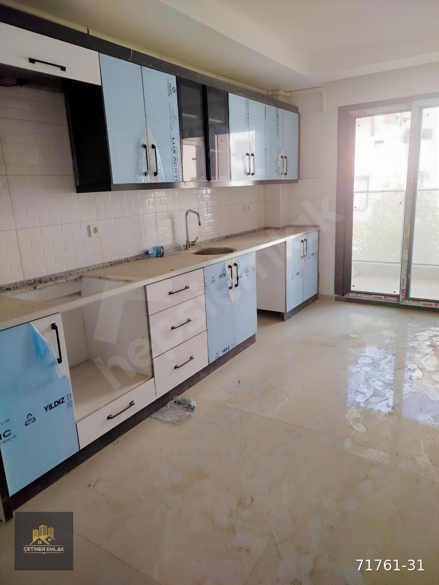 İNCİRLİOVA SANDIKLI MH. OTOPARKLI SIFIR 3+1 KİRALIK DAİRE