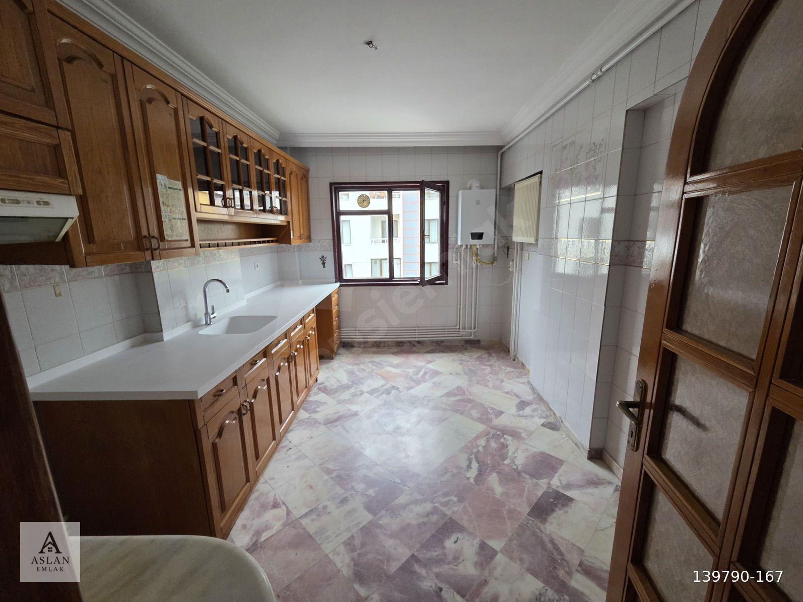 HACIYOLU SOKAK | 2+1 ASANSÖRLÜ & OTOPARKLI 2.ARA KATTA 2+1 G/B CEPHE