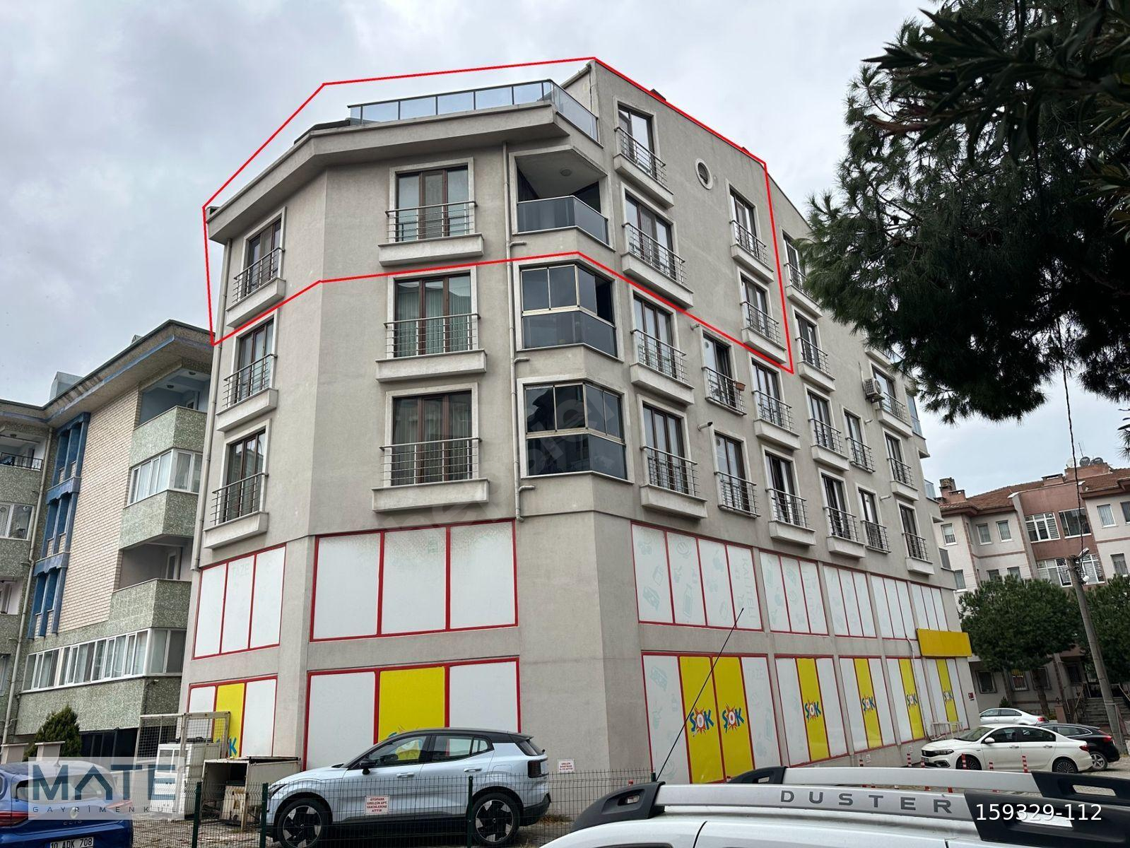 Paşakent mah.de 213 m2 Merkezi Konum Yerden Isıtma 4+1 Dubleks