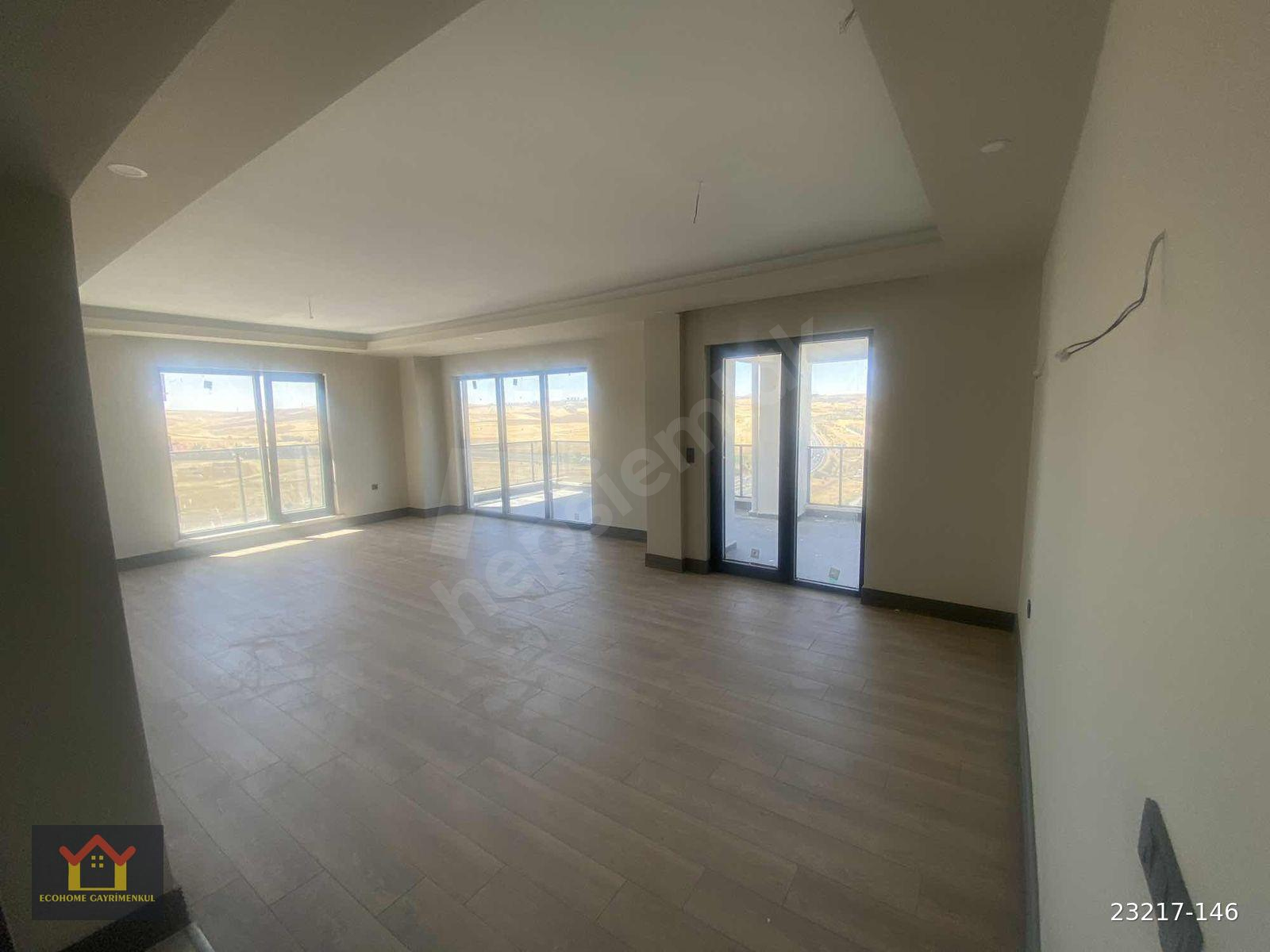 LİON CİTY YAŞAMKENT'DE OTURUMA HAZIR 4,5+1 270 M2 DAİRE