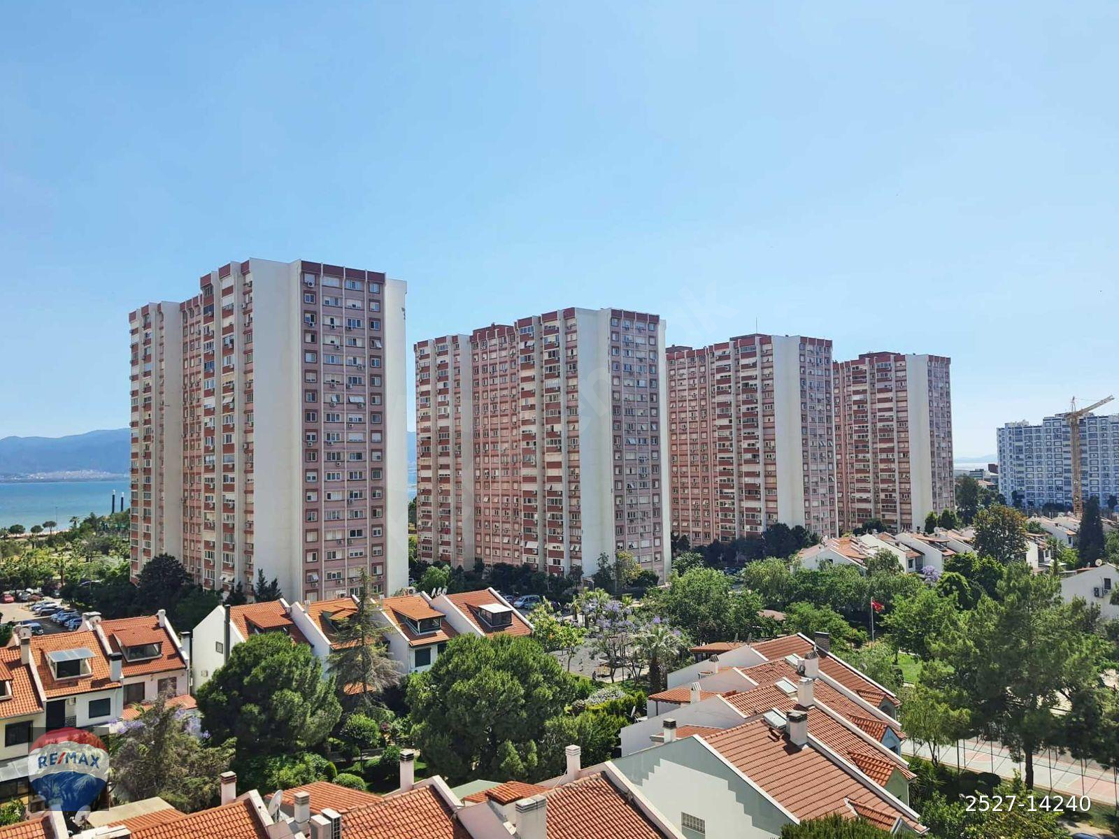 MAVİŞEHİR PAMUKKALE SİTESİNDE SATILIK TADİLATLI 4+1 KÖŞE DAİRE