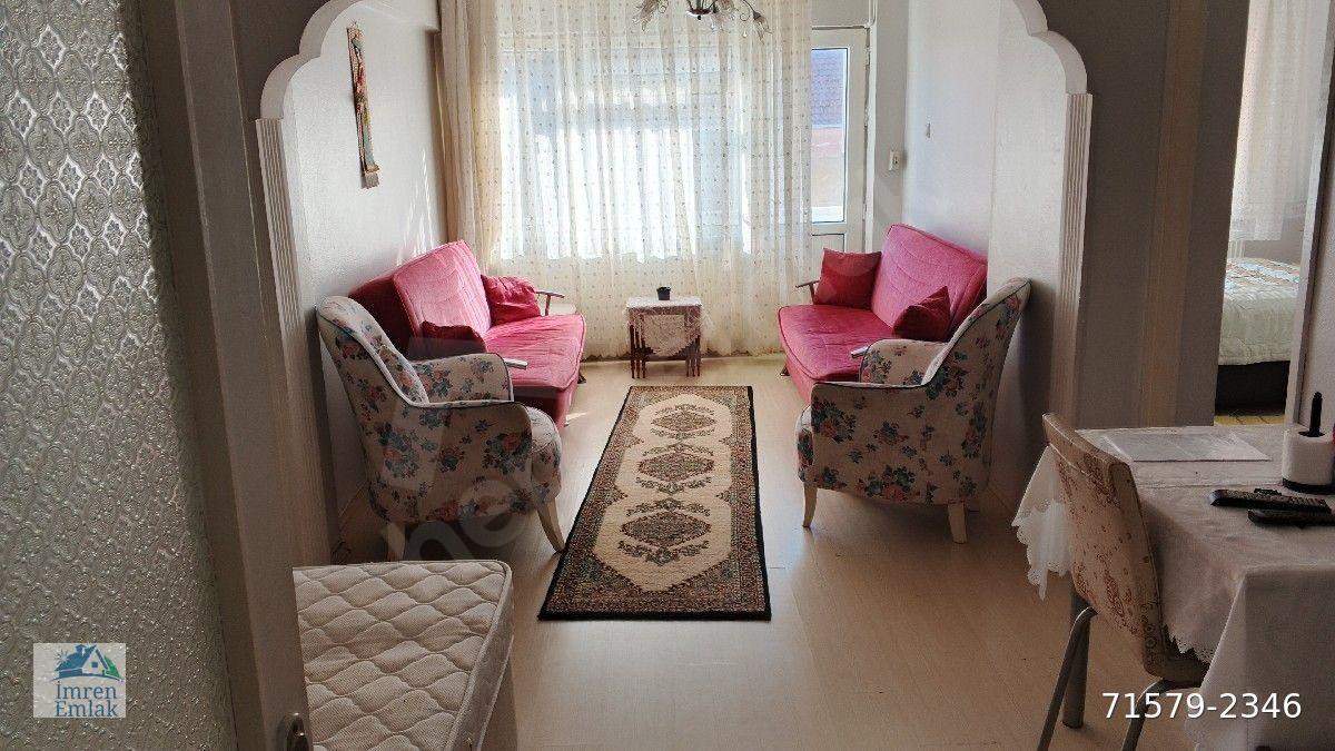 GÜNAYDİN MAHALLESİNDE EŞYALİ SATILIK ARAKAT DAİRE