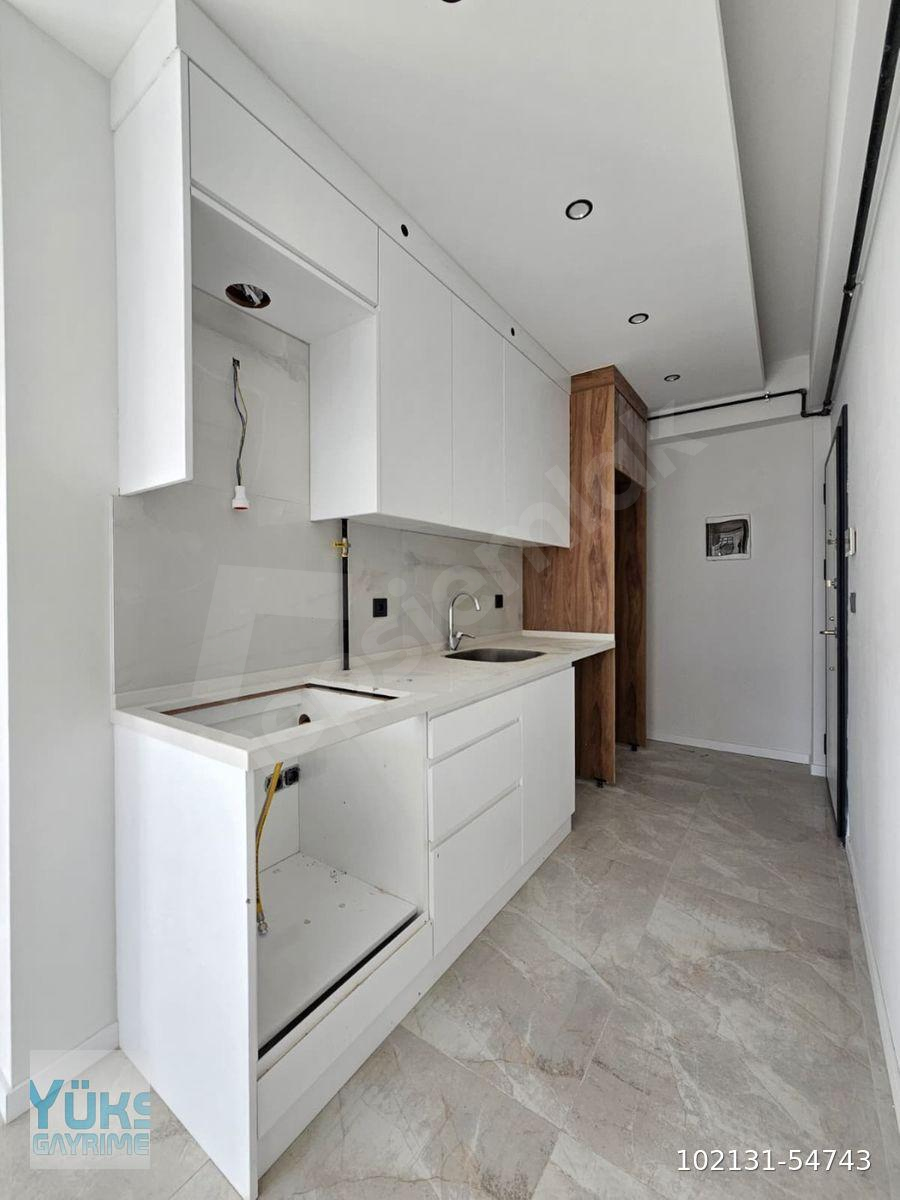 Denizli 1200 evler mahallesinde 1+1 50 m2 cadde üstünde satılık apartlar