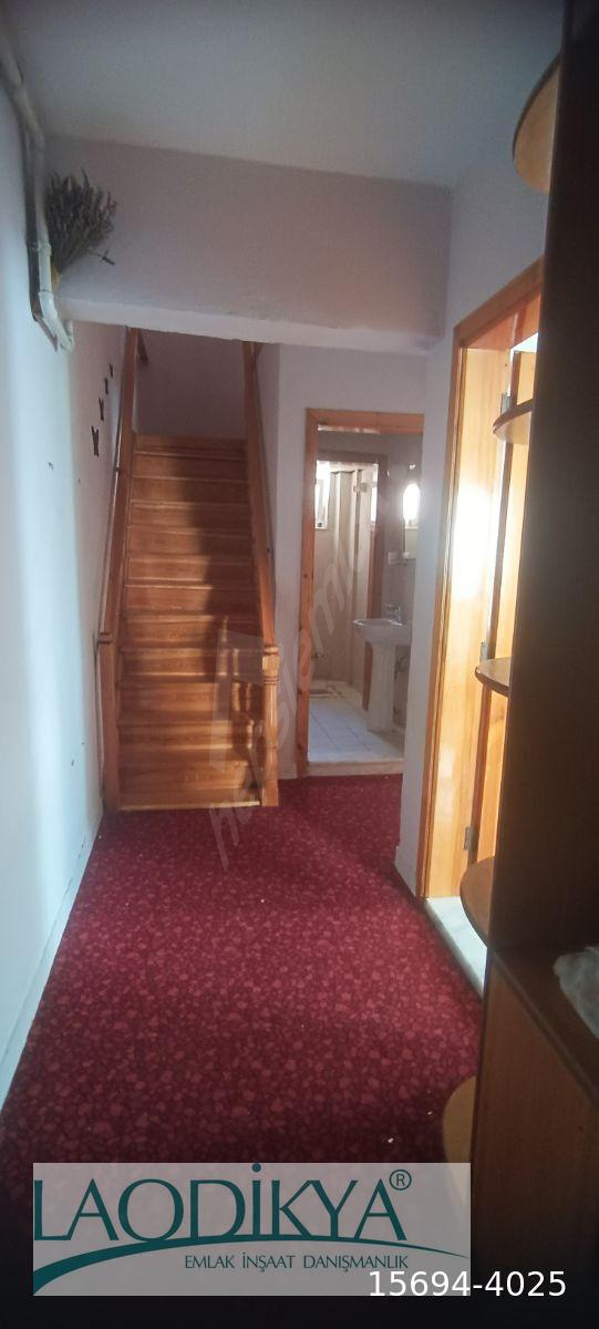 LAODİKYA EMLAK TAN SİTELERDE KİRALIK KAT DUBLEKS DAİRE