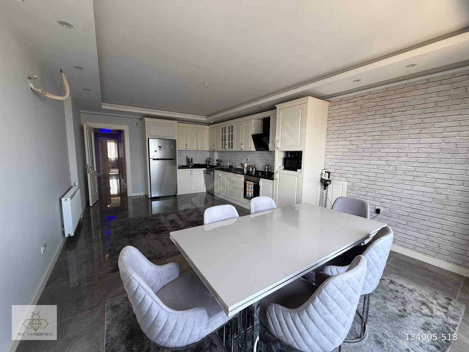 DAĞ VE DENİZ MANZARALI, 217 M2 SATILIK LÜKS DAİRE