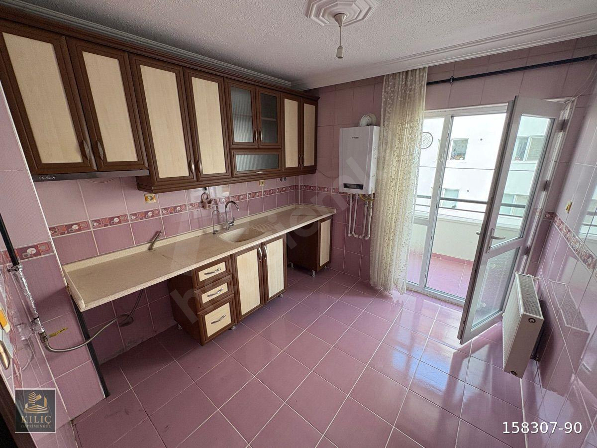 KILIÇ GAYRİMENKUL'DEN ERYAMAN MAHALESİNDE 2+1 METROYA YAKIN KİRALIK DAİRE