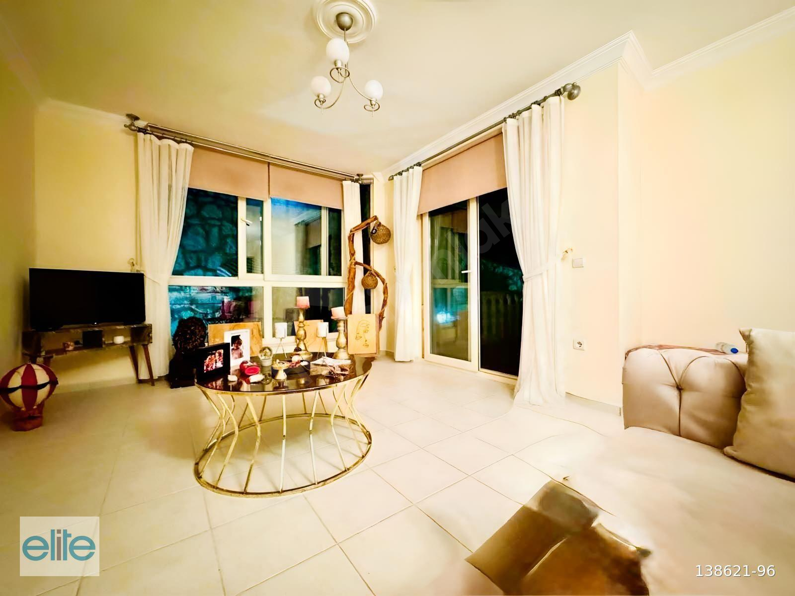 Muğla Bodrum Milas Boğaziçi Adabükü Turkuaz Sitesi Bahçe Katı