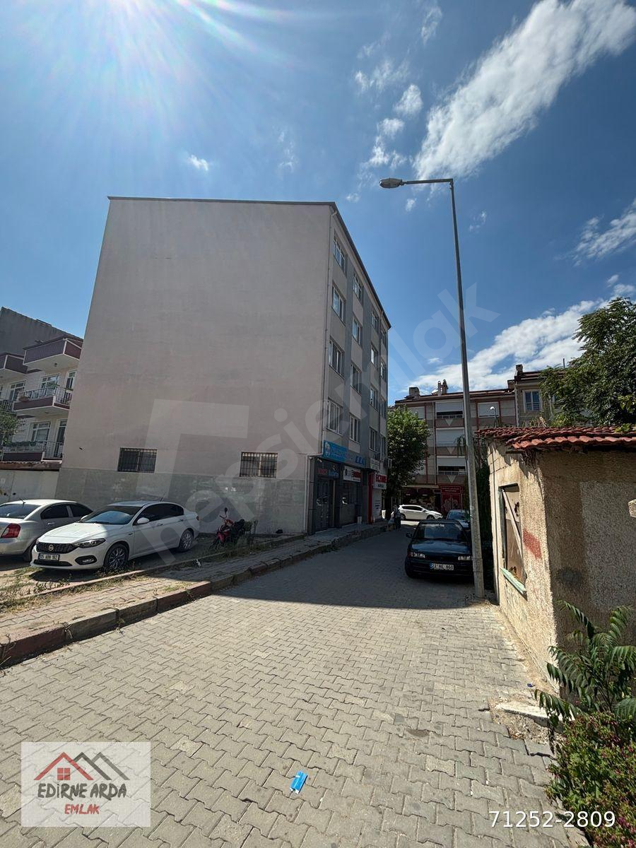 Arda Emlak Ofisi'nden Ayşekadın Mevkiinde Yatırımlık Kiracılı Daire