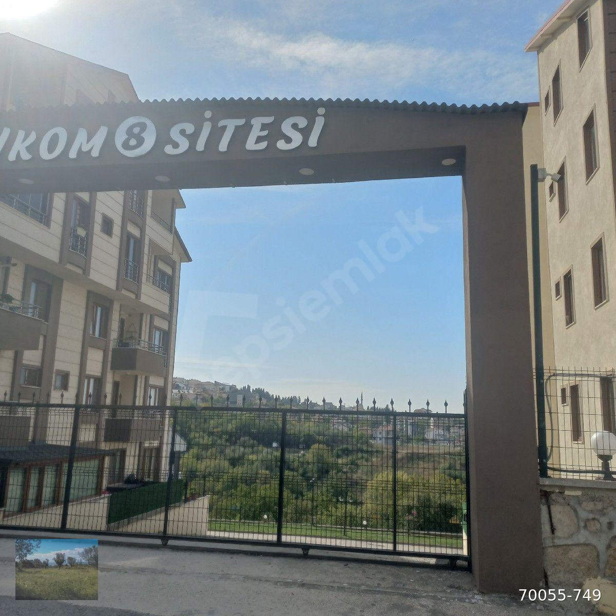 AYKOM SİT.TOPRAK G.MENKUL'den DENIZ MNZ.3+1 KIRALIK ÇATI DBX