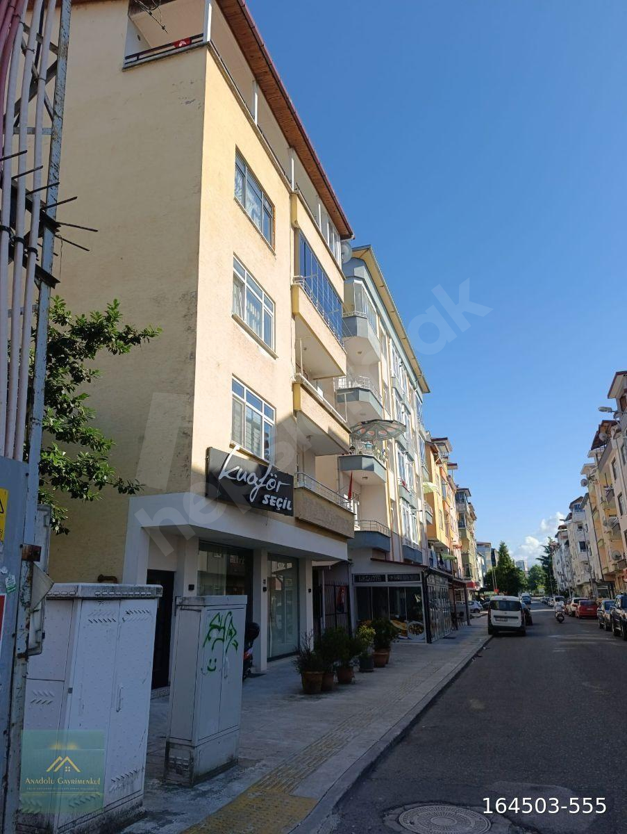 AKYAZI MAHALLESİ'NDE SATILIK 2+1 DAİRE